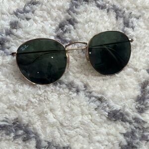 Ray-Ban Round Metal Sunglasses
